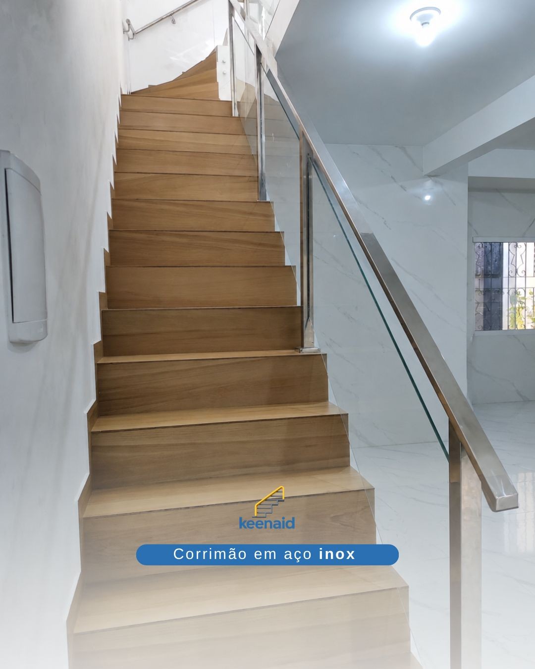 Corrimão inox e vidro